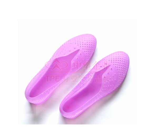 Hoe vochtopname in TPE-materialen te voorkomen? Hoe vochtopname in TPE-materialen te voorkomen?