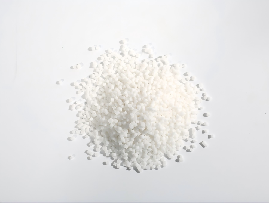 Is mat TPE thermoplastisch elastomeer krasbestendiger? Wat zijn de verschillen met de glanzende versie?